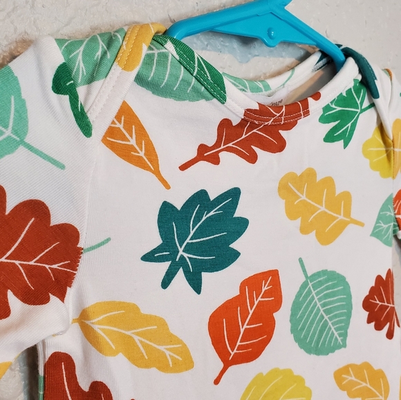 Angel Dear Autumn Leaves Long Sleeve Onsie Size 0-3mo. NWT - Picture 4 of 7